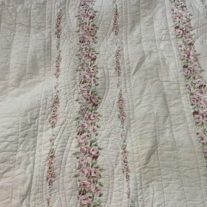 Beautiful Handmade Quilt 82"x64"