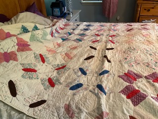 Older Handmade Quilt 87"x67"